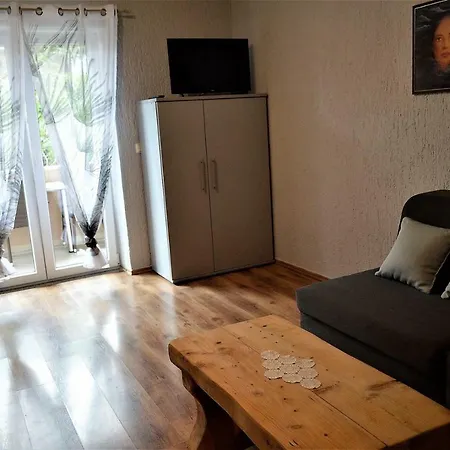 Vera Apartman